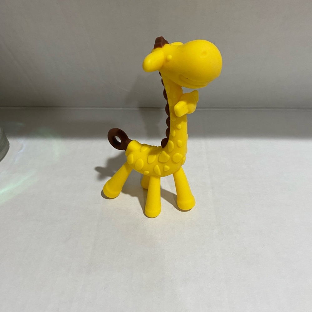 Giraffe baby teething toy